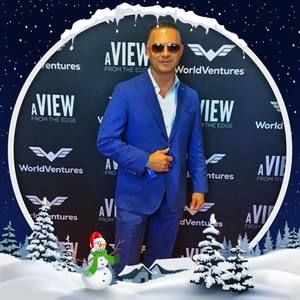 Meet your Posher, Ray